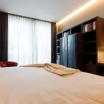 Hotel Deville & Costermano