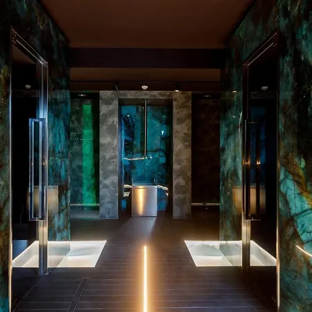 酒店 Deville & 科斯特曼诺