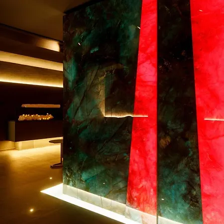 Hotel Deville & Costermano