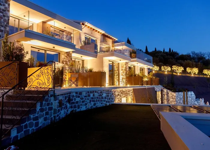 Hotel Deville & Costermano