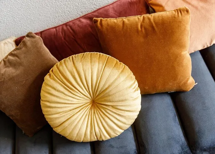 Deville & Hotel Costermano