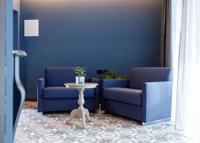 Deville & Отель Костермано