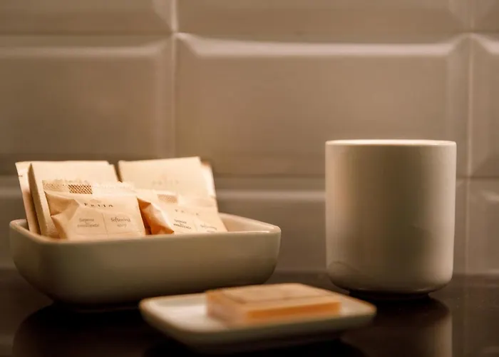 Отель Deville & 3*